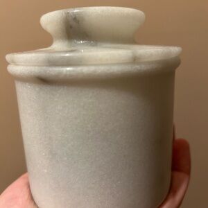 Vintage marble butter belle